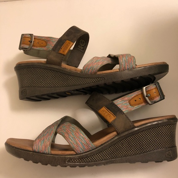 Teva Shoes - KEEn skyline  Wedges brand new! W/o box 10.5